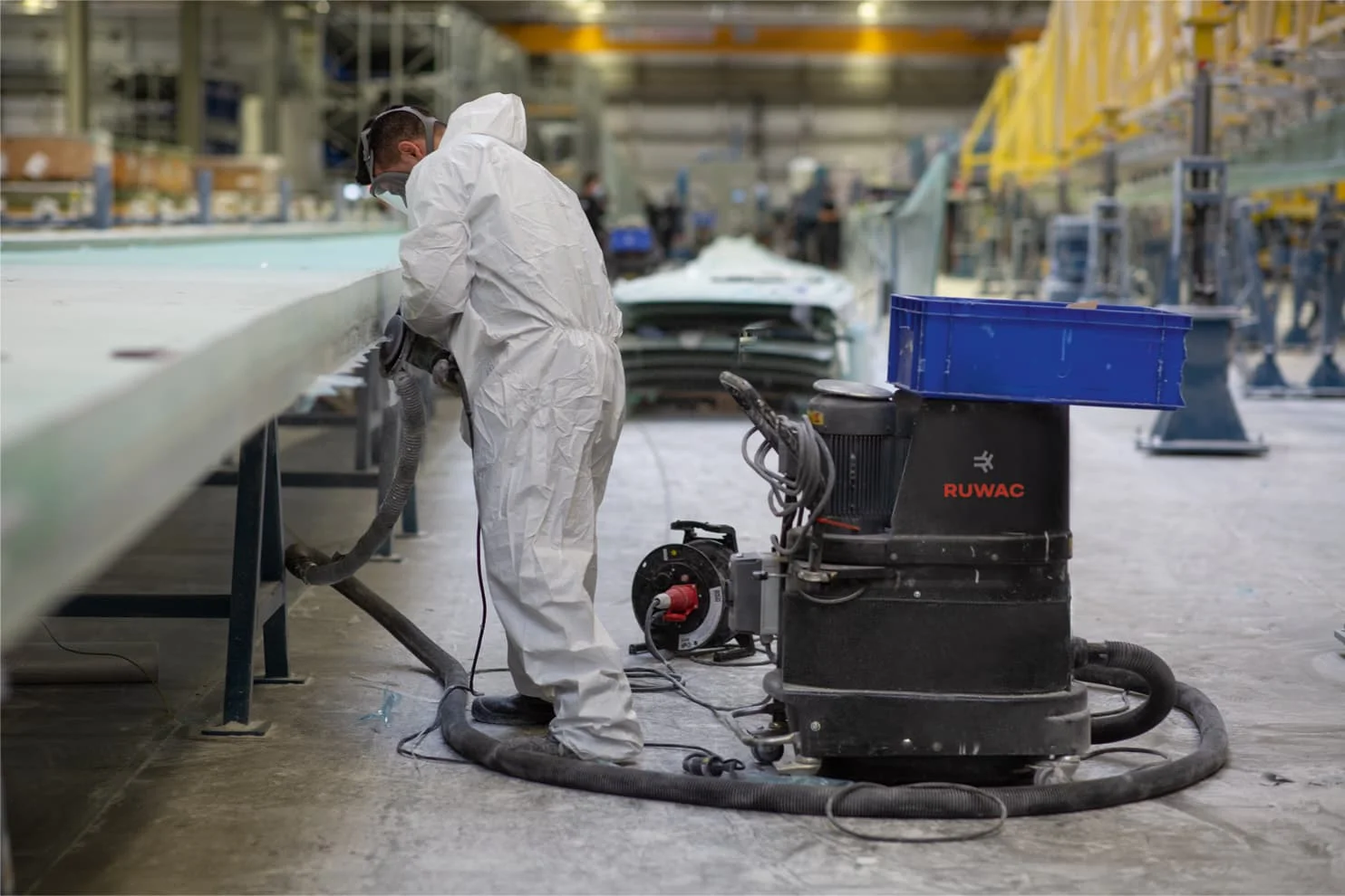 Schleifprozesse an Rotorblättern aus GFK