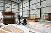 Ruwac Industriesauger R01 A für Zone 22 saugt Holzstäube in einem Hamburger Filmstudio.