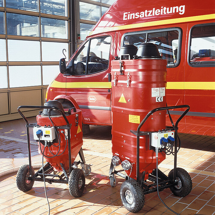 Ruwac Wassersauger WSP200 saugt Wasser bei der Werksfeuerwehr von Roche Diagnostics in Mannheim.