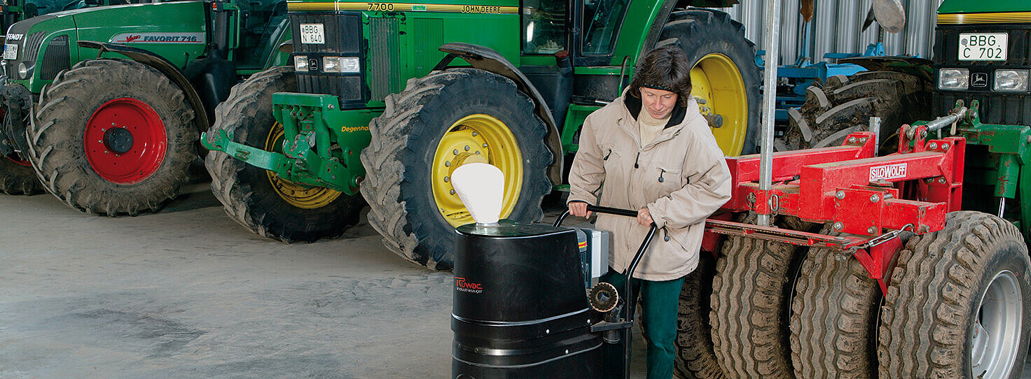 Ruwac Industriesauger mit Drehstromantrieb DS1220 für StaubEx-Bereich saugt in der Landwirtschaft Getreide und Kartoffelstäube